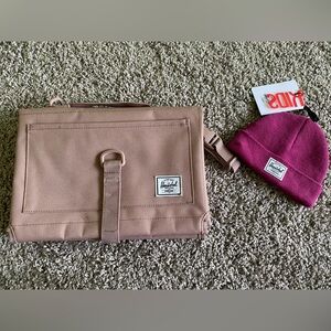 Herschel Tan Foldable Bag and Beanie